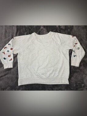 Maurices Light Gray women’s Sweatshirt with Multicolor Floral Sleeves